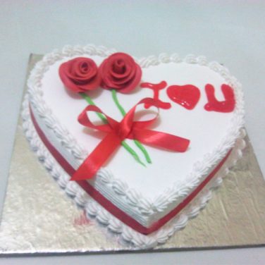 Heart Shape Anniversary Cake