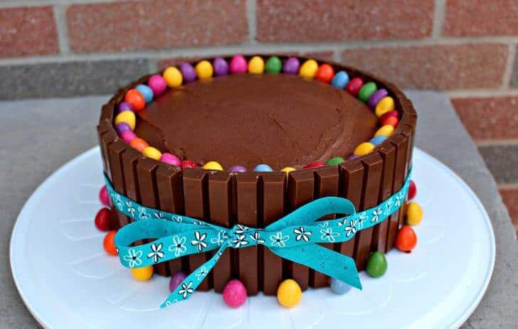 homemade birthday cake ideas - kitkat cake