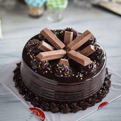 Chocolate Kitkat Overload Cake (Eggless) - Ovenfresh