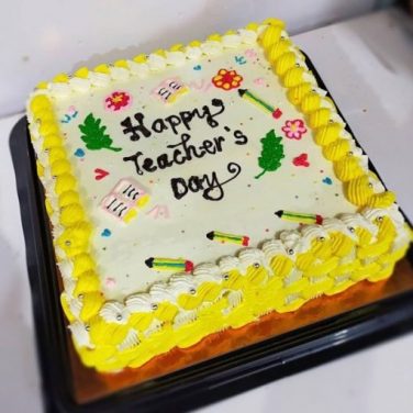 Teachers Day Cream Cake